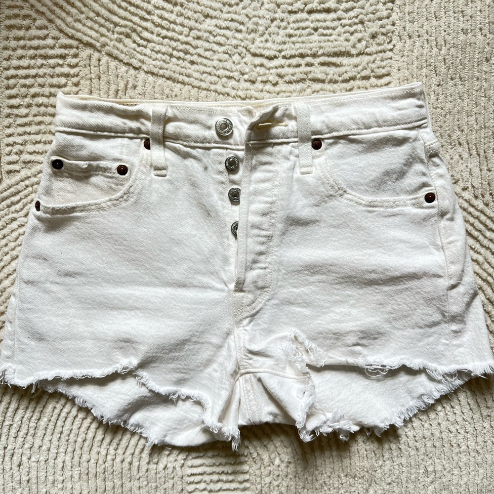 Levi's High Waist Cream Frayed Shorts